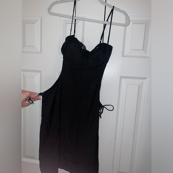 Princess Polly Hazel Cut Out Mini Dress Black Tall - US 4 - Picture 3 of 5